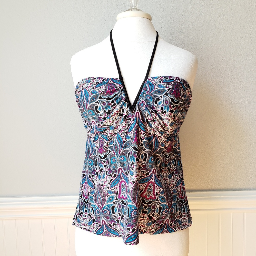 🆕️🎉 NWOT Converse bathing suit tankini top